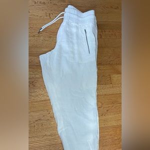 Athleta white Cabo linen jogger size 6 new never worn